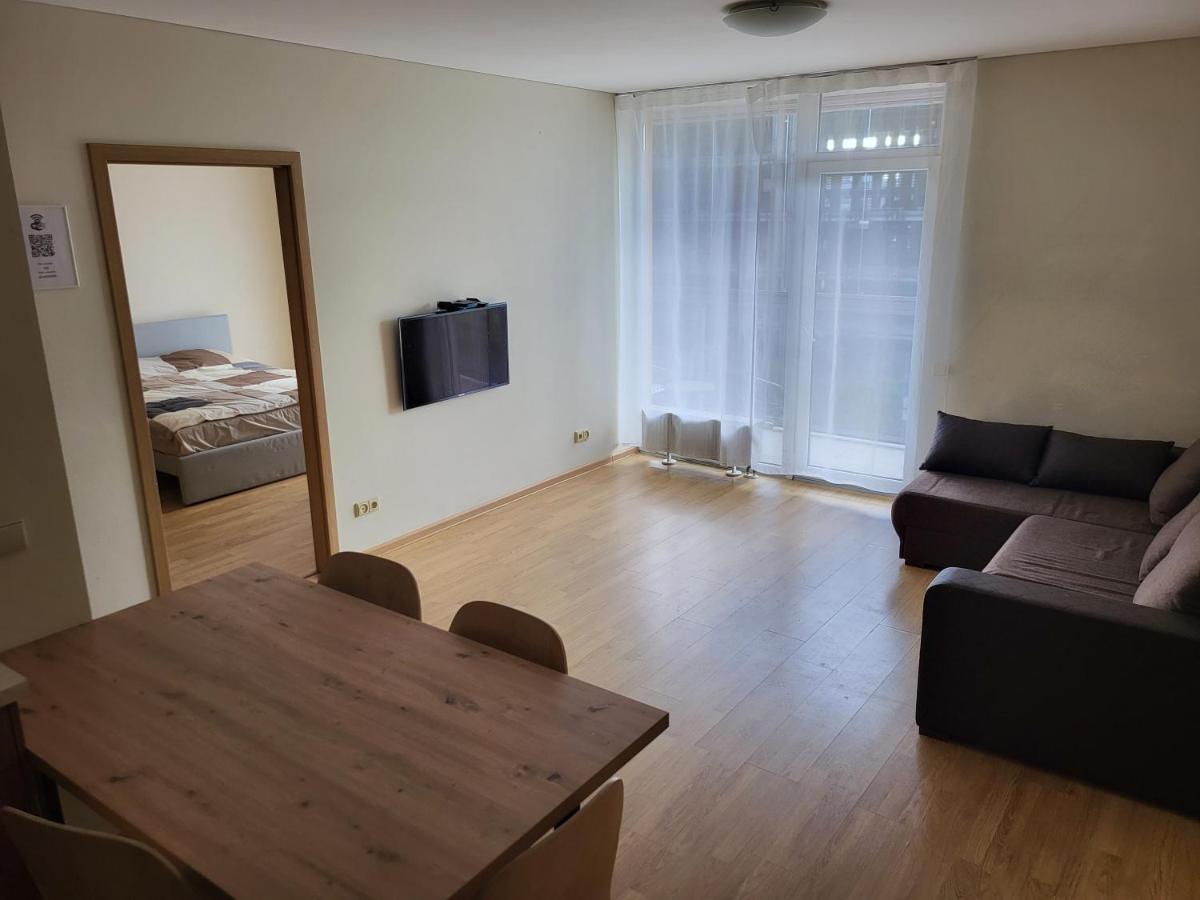 Jauna Teika Apartment, Modern District, Self Check-in *